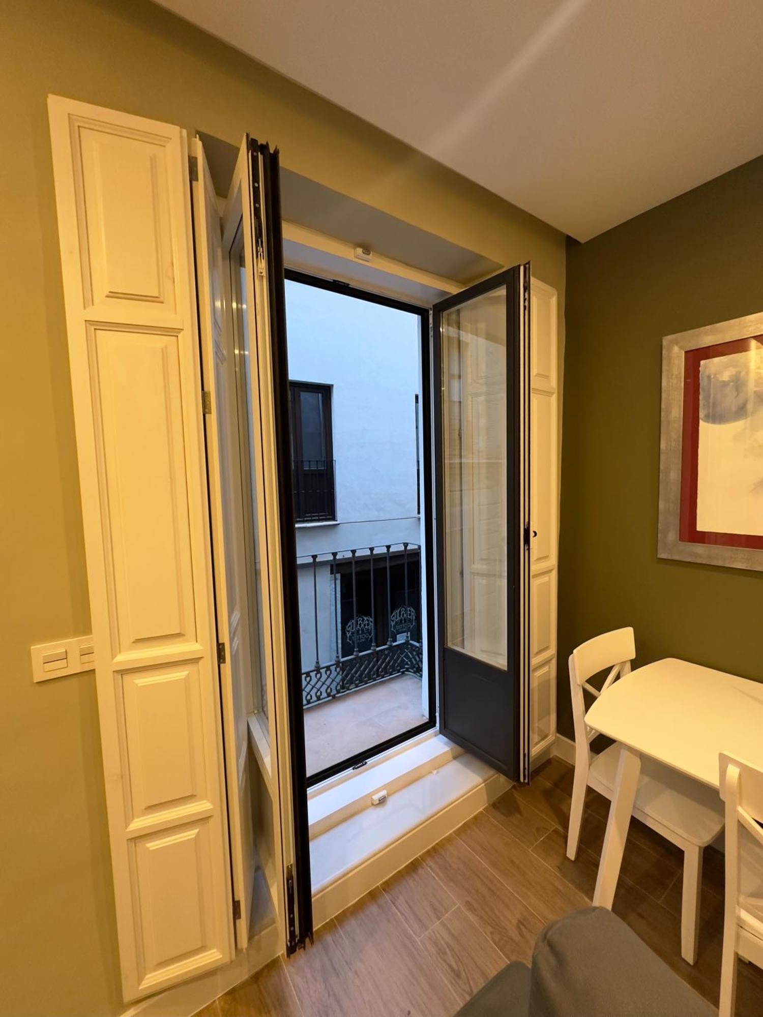 Apartamentos Anaya,1º,2º En Pleno Centro De Granada Exteriér fotografie